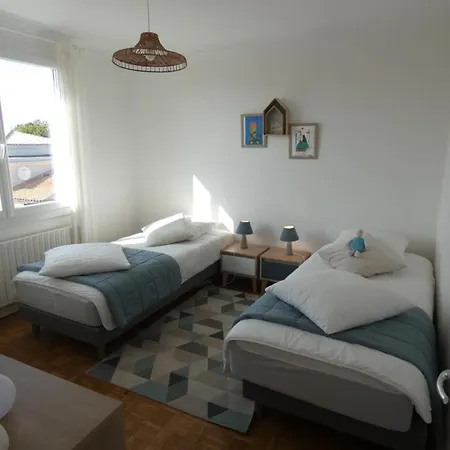 Maison Spacieuse A Notre-dame-de-monts, Proche Plage, 3 Chambres, Terrasse Et Parking Securise - Fr-1-540-179